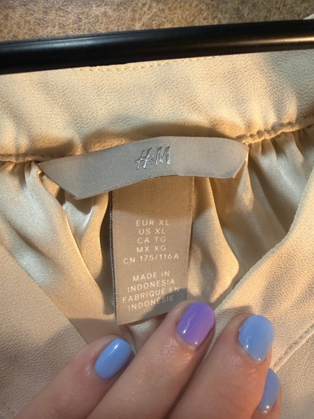 H&M Cream Midi Dress with Flutter Sleeves - Picture 3 of 6